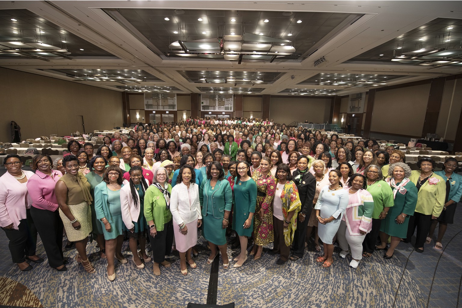 Alpha Kappa Alpha Mass Committee Group Shot Chicago